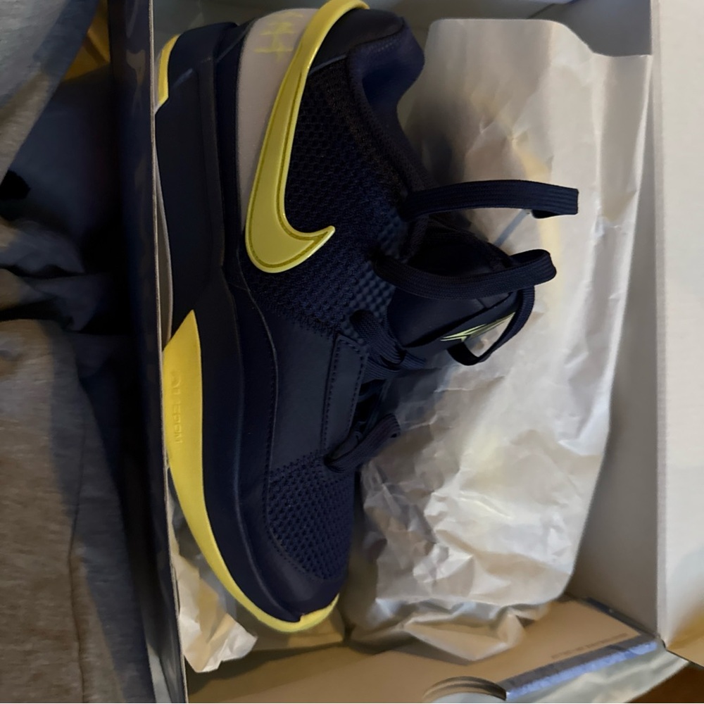 Nike Navy and Orange Athletic Shoes